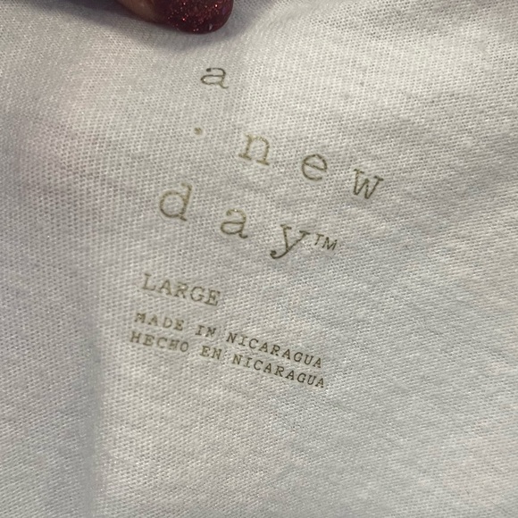 a new day Womens V-neck Top Short Sleeve Pullover Cotton Blend White Size L - Picture 2 of 4